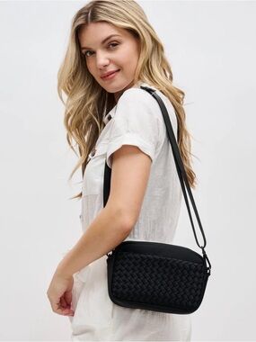 Sol and Selene “INSPIRATION” Woven Neoprene Crossbody Bag ~ BLACK ~ NWT